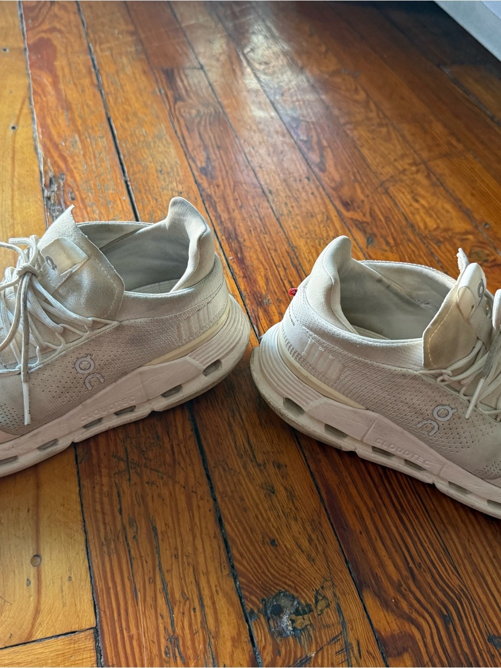 On Running Kids Cream/Off-White Cloudnova Sneakers